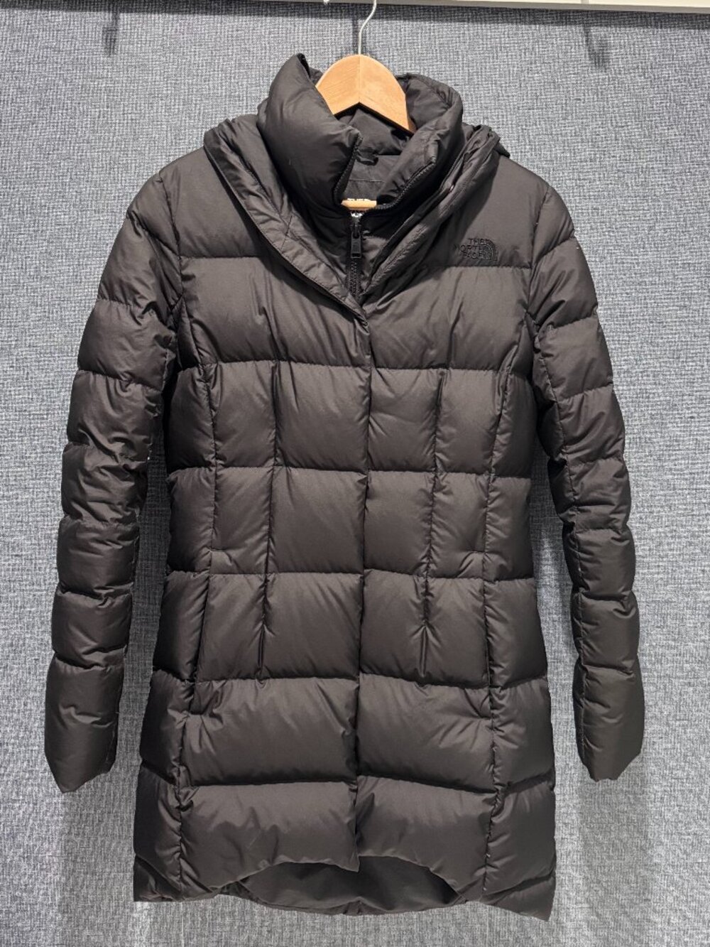 Women's S North Face Down Coat